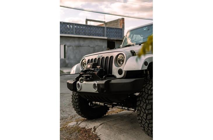 Mastering Jeep Door Hinge Steps: Essential Guide for Off-Roading Enthusiasts