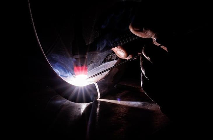 Essential Aspects of Welding on Hinges