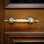 Black Door Handles and Hinges: A Stylish Choice for Home Décor