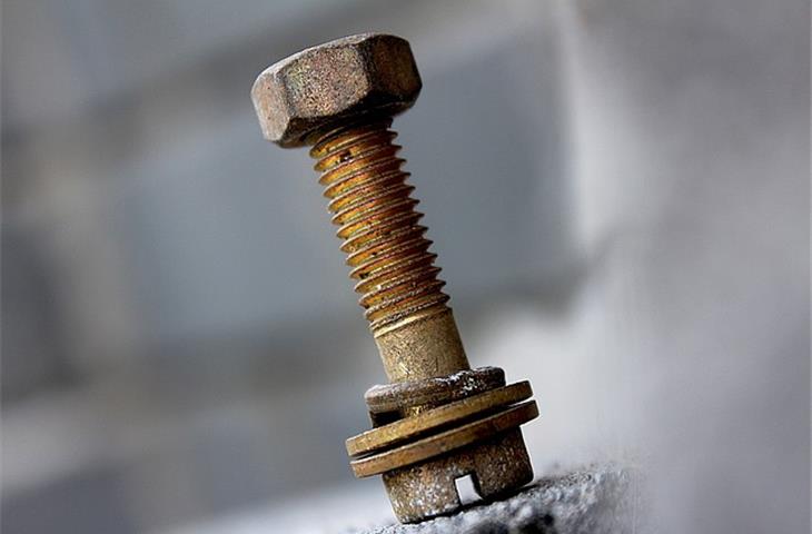 The Essential Guide to Hinge Fasteners