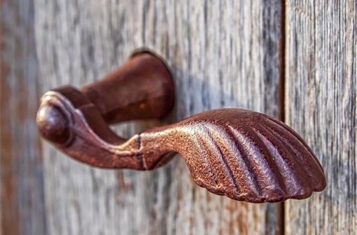 black door knobs and hinges