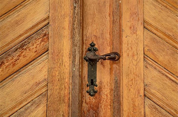 black door knobs with silver hinges