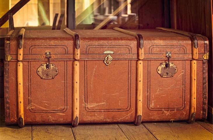 hinged wood box